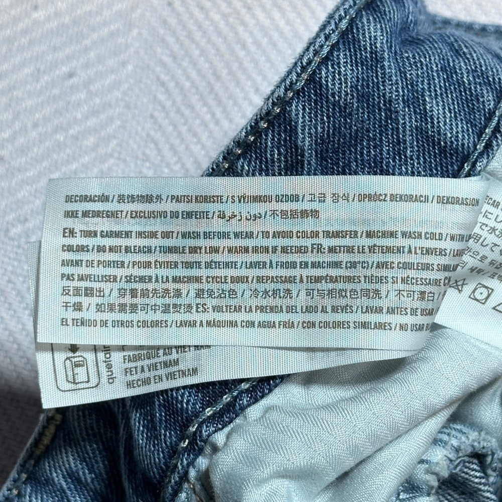 Hollister Ultra High-Rise Baggy Jeans Womens 14R 32R Distressed Medium Wash - Picture 5 of 13